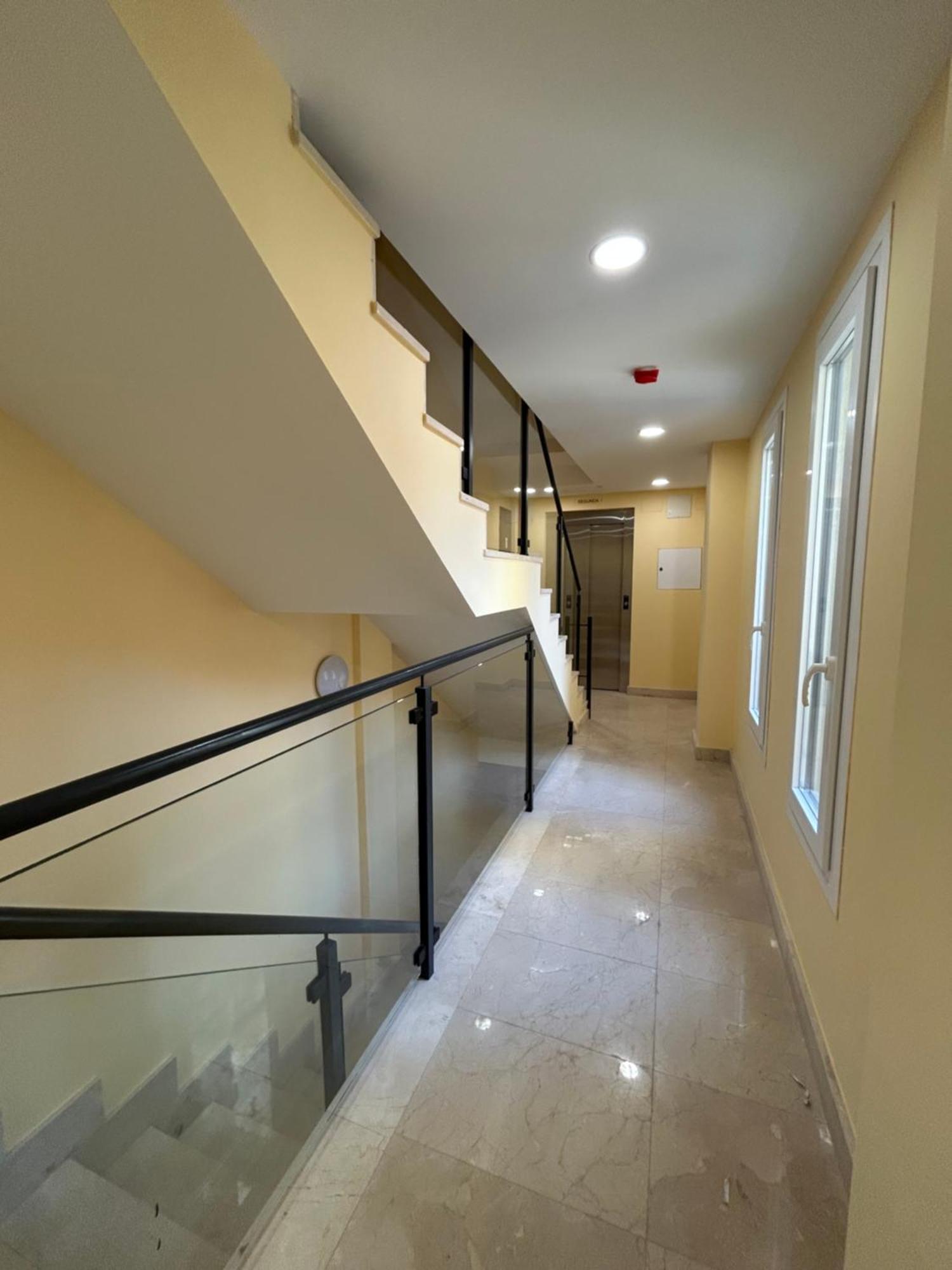 Apartamentos Turisticos Aeropuerto Barajas Madrid Eksteriør bilde